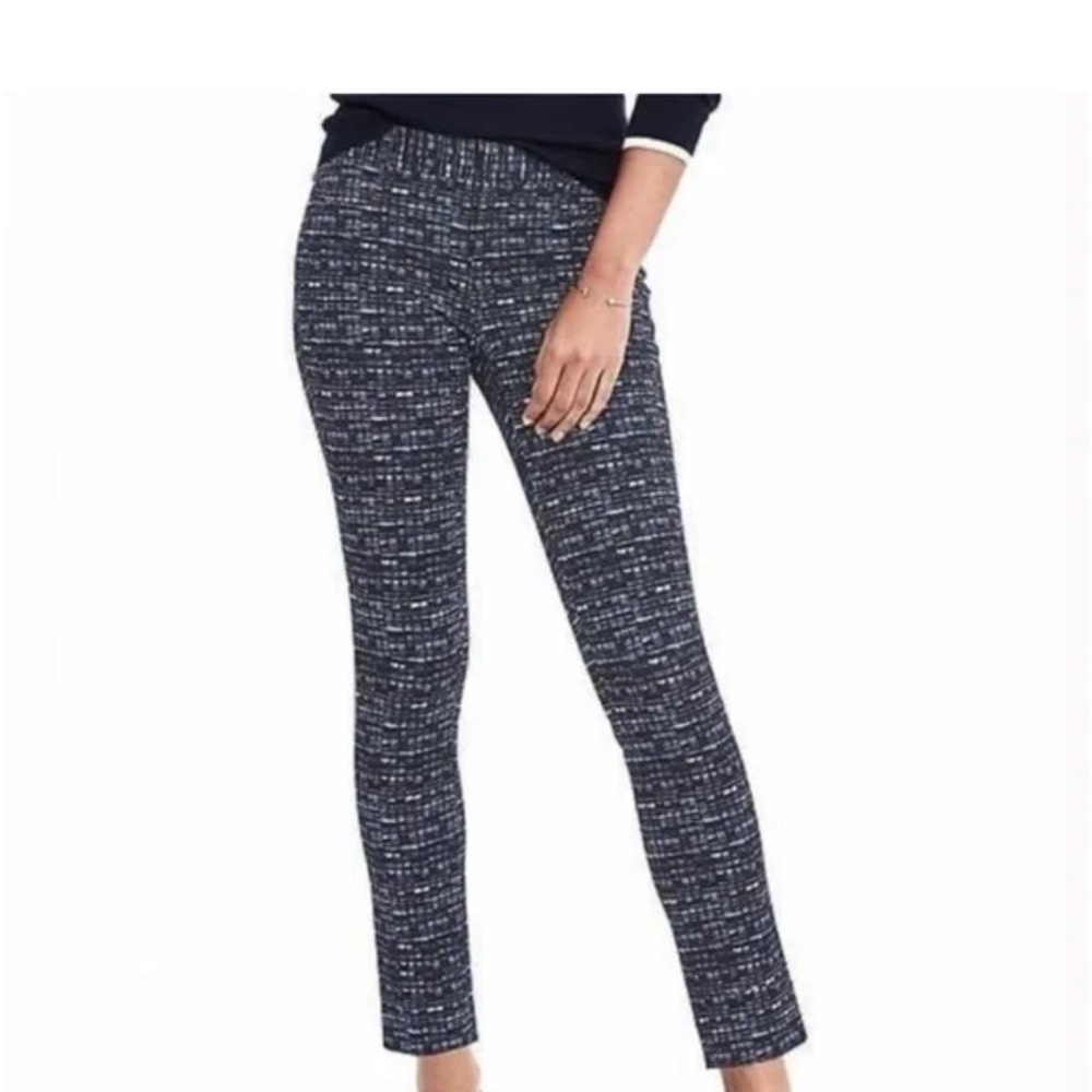 Banana Republic Black and White Skinny Pants